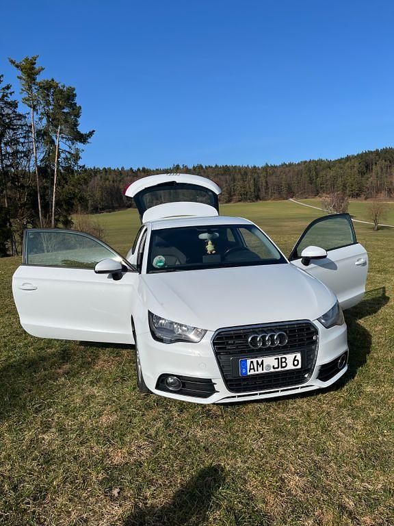 Gebraucht Audi A1 Ambition 86 PS (63 kW) 2013 Weiß Kleinwagen