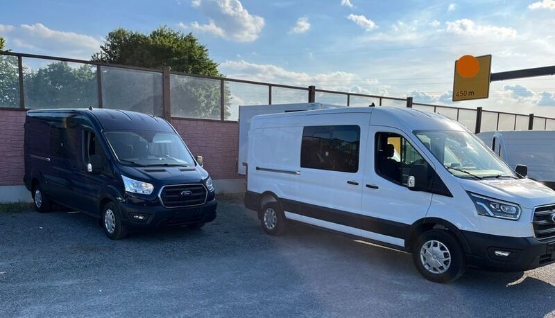 Gebraucht Ford Transit Trend 131 PS (96 kW) 2025 Blau Van