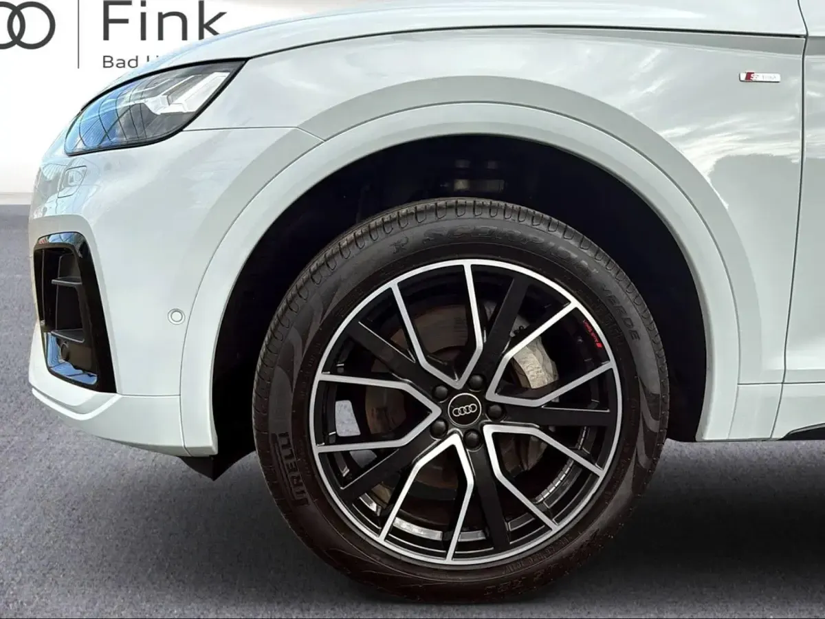 Gebraucht Audi Q5 Sportback S-Line 299 PS (219 kW) 2023 Gletscherweiß metallic SUV