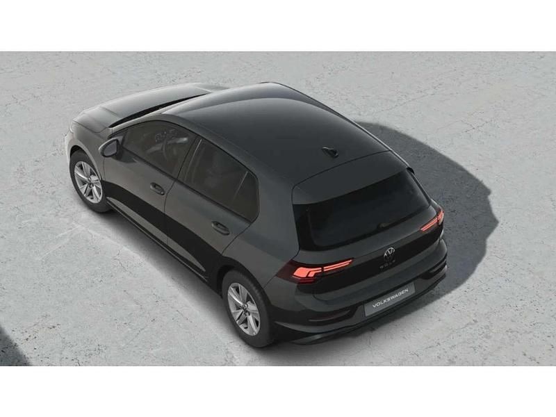 Neu VW Golf VIII Life 116 PS (85 kW) 2026 Grau Limousine