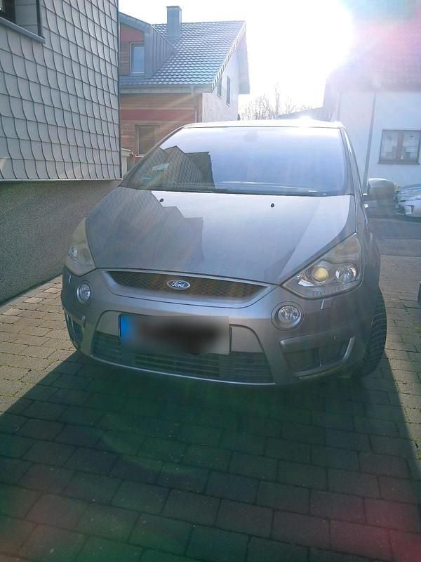 Gebraucht Ford S-MAX Ambiente 145 PS (106 kW) 2006 Silber Van / Kleinbus