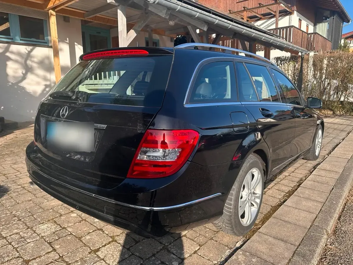 Gebraucht Mercedes 250 204 PS (150 kW) 2012 Schwarz Kombi