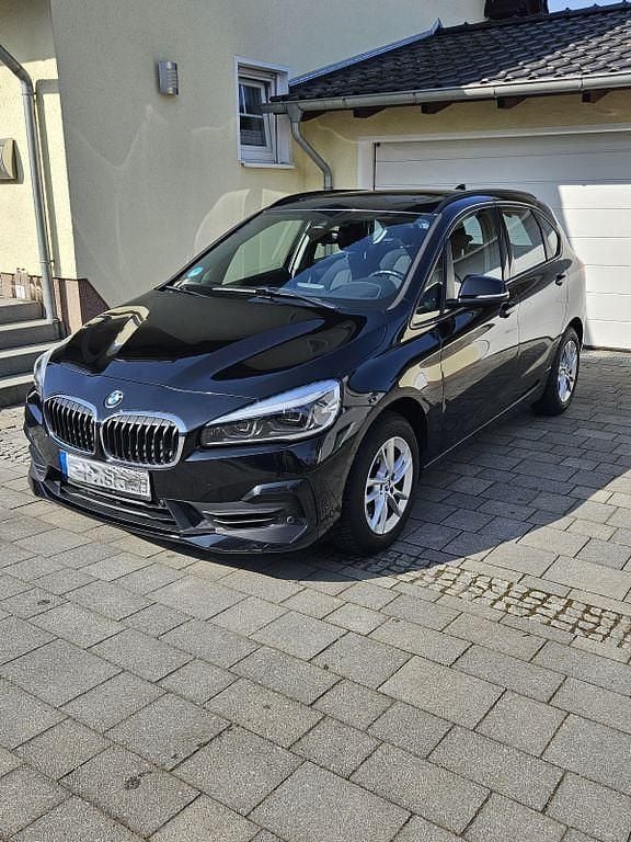 Gebraucht BMW 220 Active Tourer 192 PS (141 kW) 2018 Schwarz Van / Kleinbus