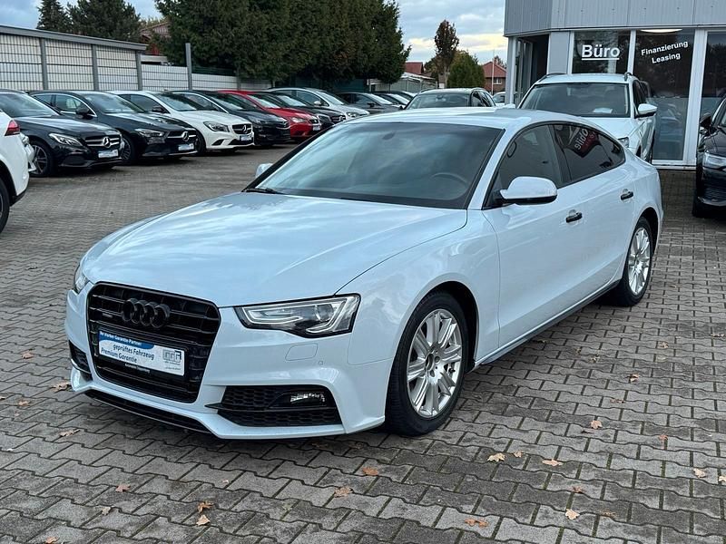 Grau Gebraucht 2015 Audi A5 Sportback S-Line Kleinwagen | 16.490 € (Fairer Preis) - Bild 1/4