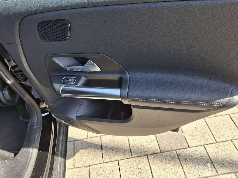 Gebraucht Mercedes B180 Progressive 136 PS (100 kW) 2022 Van / Kleinbus