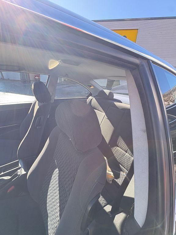 Gebraucht BMW 320 150 PS (110 kW) 1999 Silber Coupé