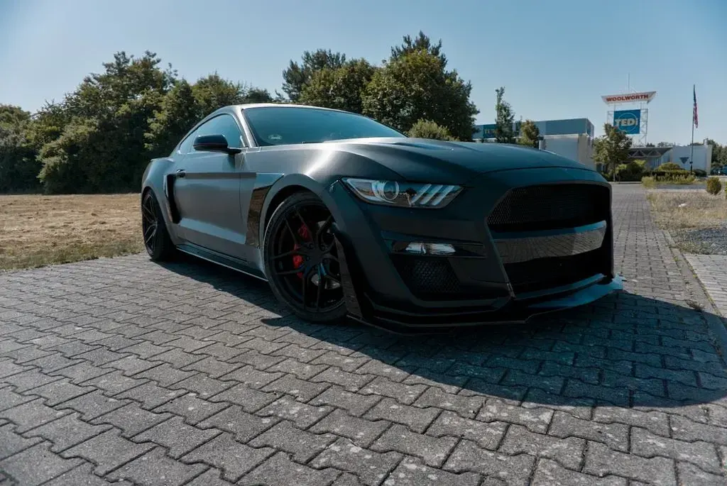 Gebraucht Ford Mustang GT Fastback 480 PS (353 kW) 2016 Brushed black metallic Coupé
