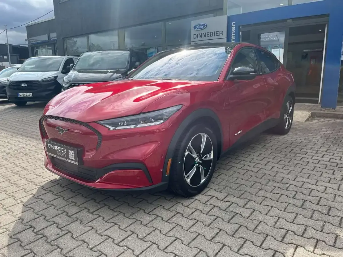 Neu Ford Mustang Mach-E 197 kW (269 PS) 2025 Rot SUV