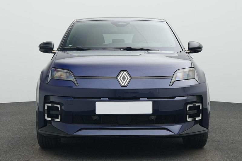 Gebraucht Renault 5 E-Tech Iconic 110 kW (150 PS) 2024 Blau rre + schwarz gne Limousine