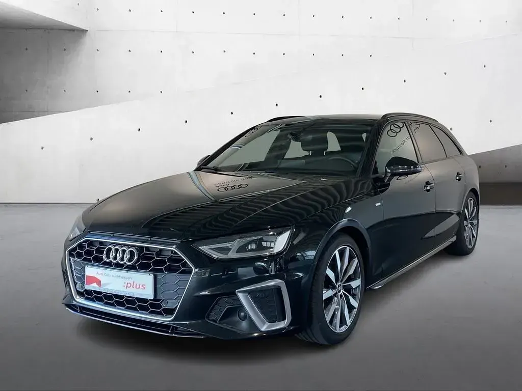 Gebraucht Audi A4 S-Line 163 PS (119 kW) 2023 Schwarz Kombi