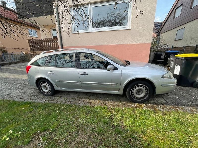 Gebraucht Renault Laguna II 131 PS (96 kW) 2006 Silber Limousine