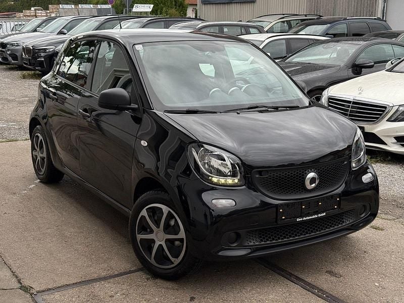 Schwarz Gebraucht 2015 Smart ForFour Kleinwagen | 5.300 € (Guter Preis) - Bild 1/4