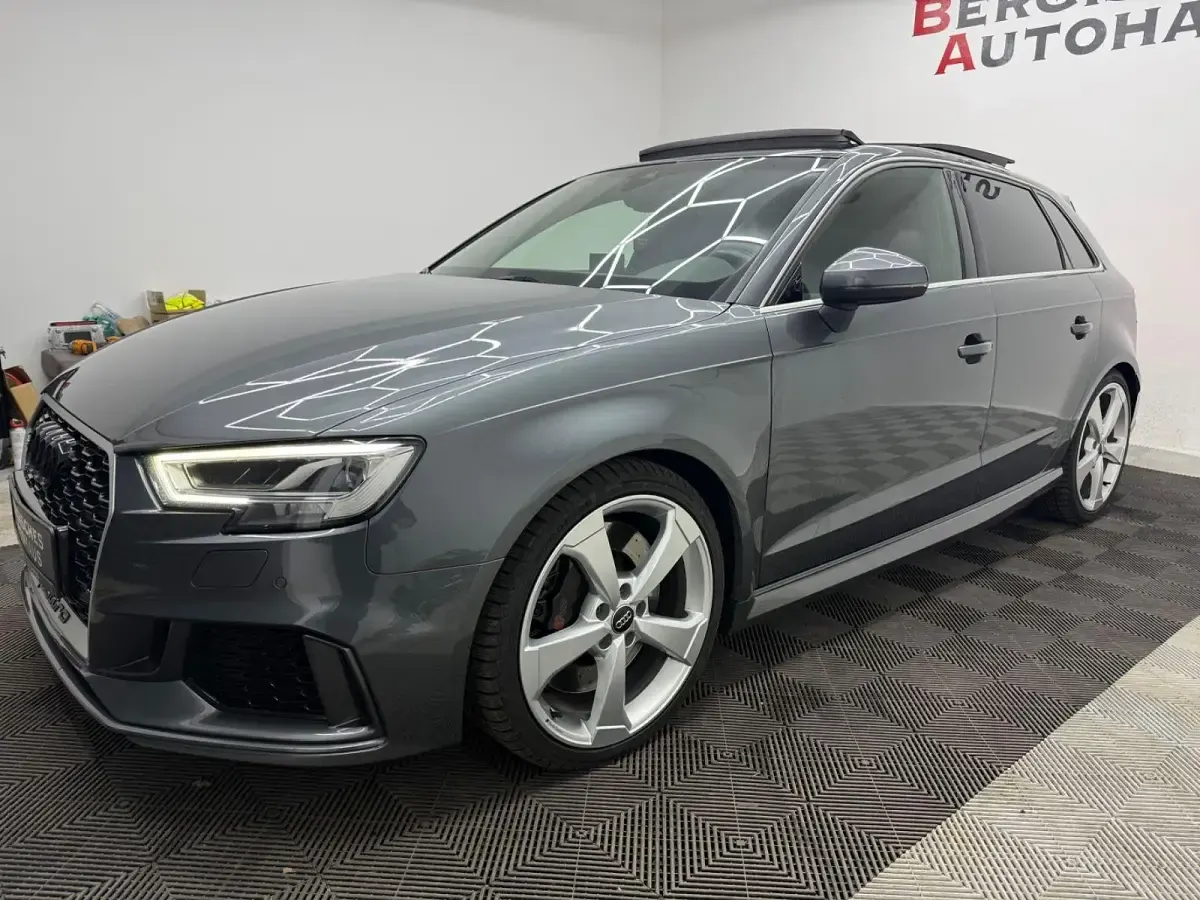 Gebraucht Audi RS3 Ambiente 400 PS (294 kW) 2017 Grau Limousine