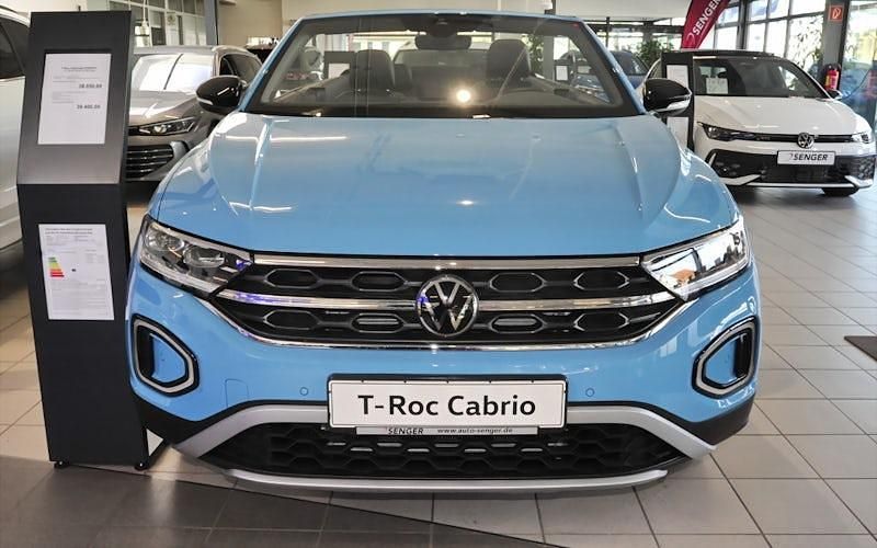 Neu VW T-Roc 116 PS (85 kW) 2025 Blau SUV