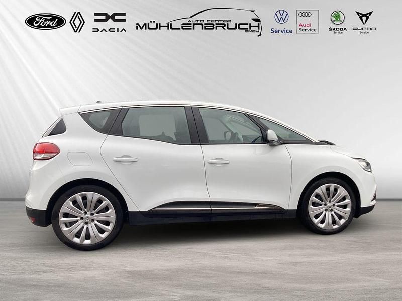 Gebraucht Renault Scénic IV Experience 116 PS (85 kW) 2017 Weiß Van / Kleinbus