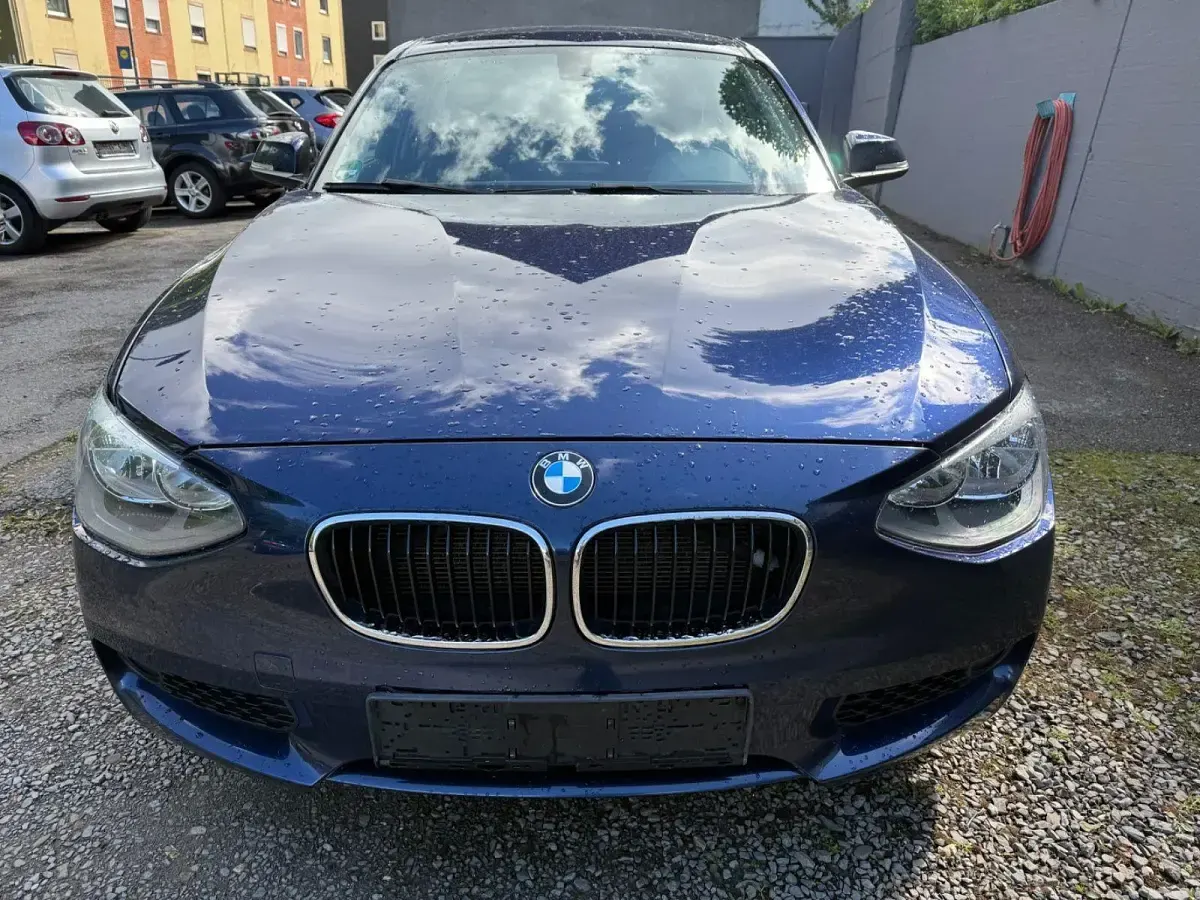 Gebraucht BMW 116 Sport Line 116 PS (85 kW) 2013 Blau Kleinwagen