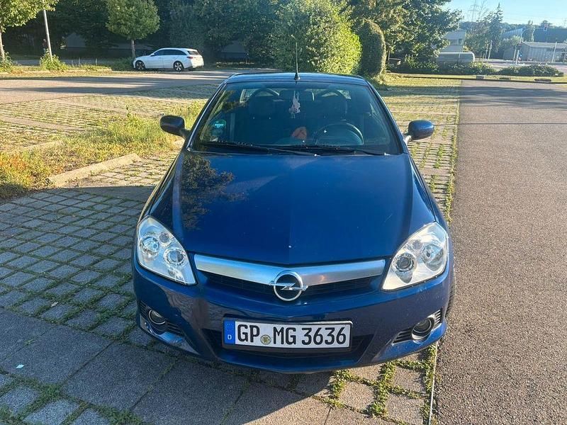 Gebraucht 2006 Opel Tigra Edition Cabrio | 1.125 € (Guter Preis) - Bild 1/4
