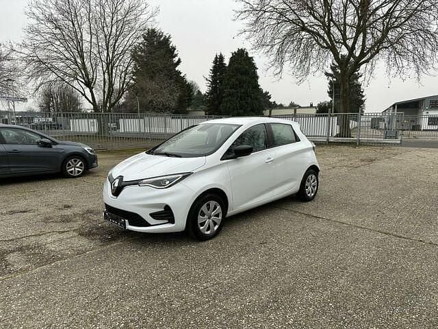 Gebraucht Renault Zoe Life 50 kW (69 PS) 2021 Gletscherweiss Kleinwagen