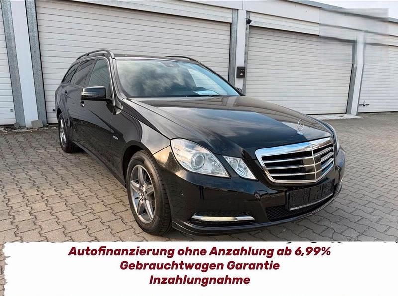 Gebraucht Mercedes E220 170 PS (125 kW) 2010 Schwarz Kombi