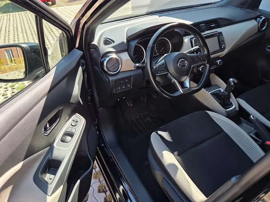 Gebraucht Nissan Micra Tekna 90 PS (66 kW) 2018 Schwarz Kleinwagen