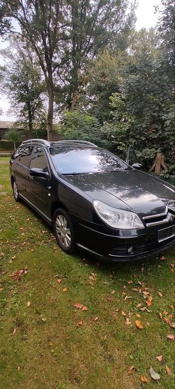 Schwarz Gebraucht 2005 Citroën C5 Kombi | 1.100 € (Superpreis) - Bild 1/4