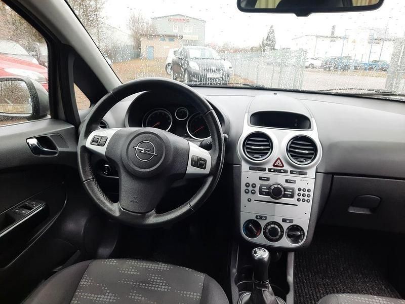 Gebraucht Opel Corsa Satellite 87 PS (63 kW) 2011 Braun Limousine