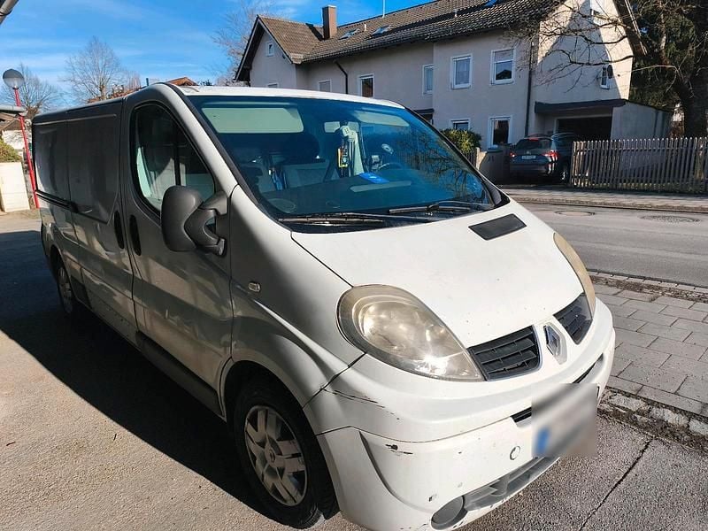 Weiß Gebraucht 2008 Renault Traffic Van / Kleinbus | 4.999 € - Bild 1/4