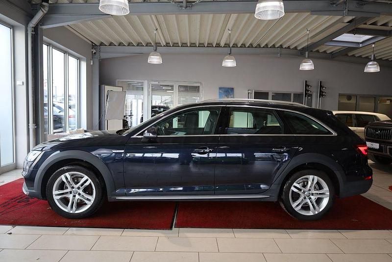 Gebraucht Audi A4 Allroad Basis 163 PS (119 kW) 2018 Mondscheinblau Kombi