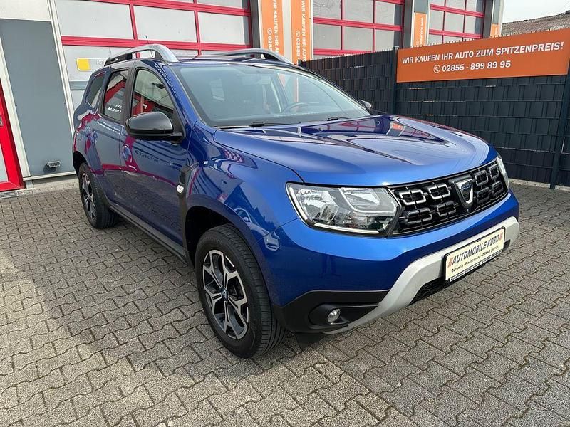 Gebraucht Dacia Duster Celebration 101 PS (74 kW) 2020 Blau SUV