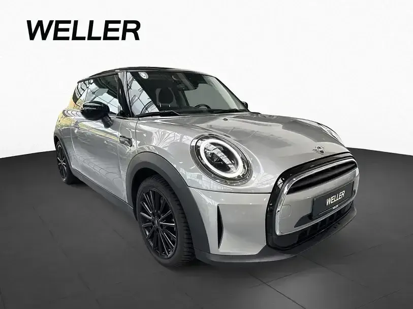 Gebraucht Mini Cooper 136 PS (100 kW) 2023 Melting silver iii (silber) Kleinwagen