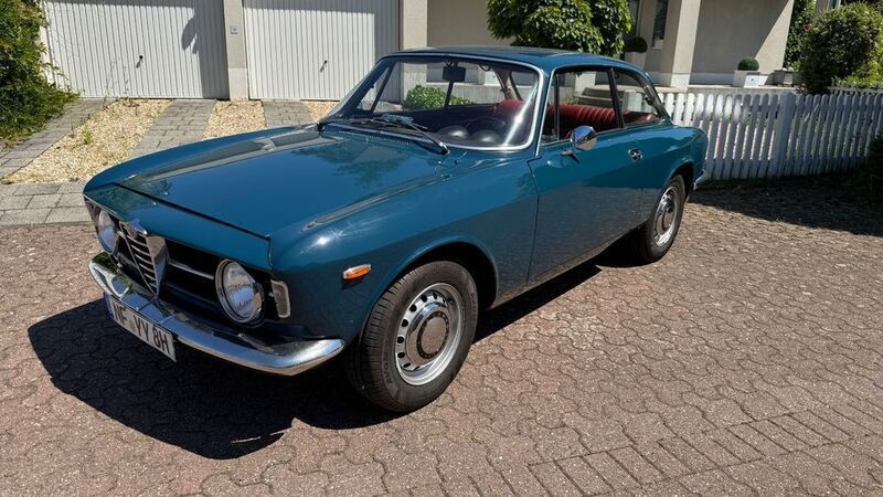 Blau Gebraucht 1969 Alfa Romeo GT Junior Coupé | 47.490 € - Bild 1/4