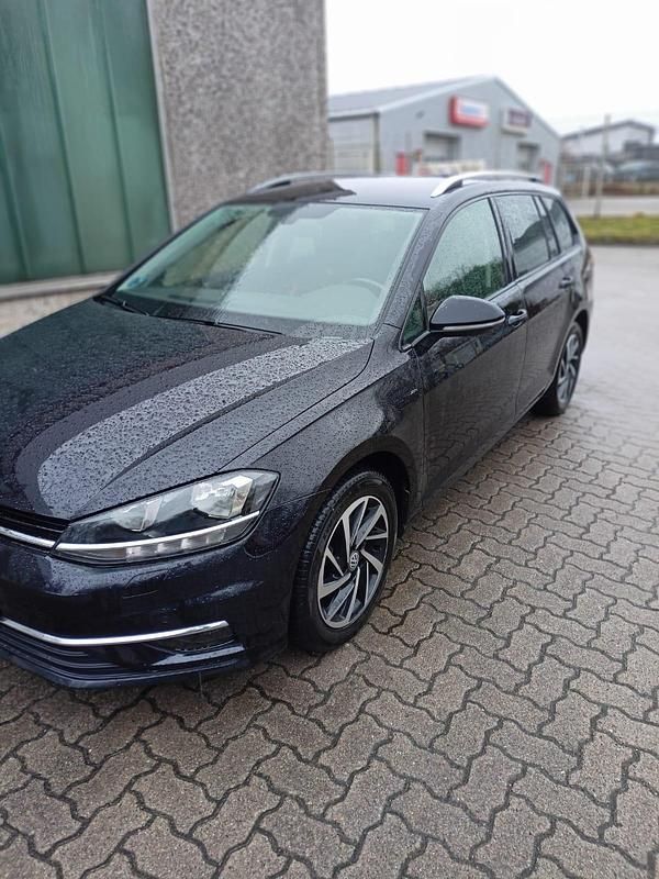 Gebraucht VW Golf VII Join 115 PS (84 kW) 2019 Schwarz Kombi