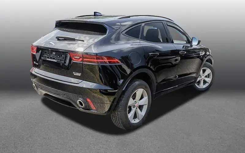 Gebraucht Jaguar E-Pace R-Dynamic 163 PS (119 kW) 2019 Santorini black (schwarz) (schwarz) SUV