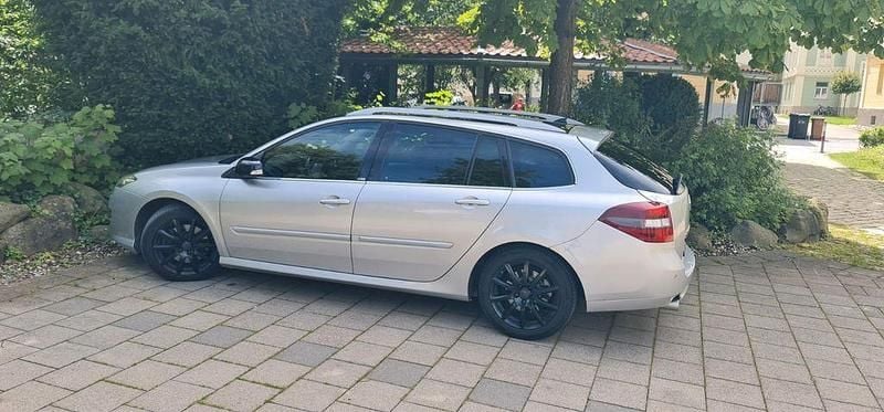 Grau Gebraucht 2014 Renault Laguna GrandTour GT Kombi | 6.250 € (Fairer Preis) - Bild 1/4
