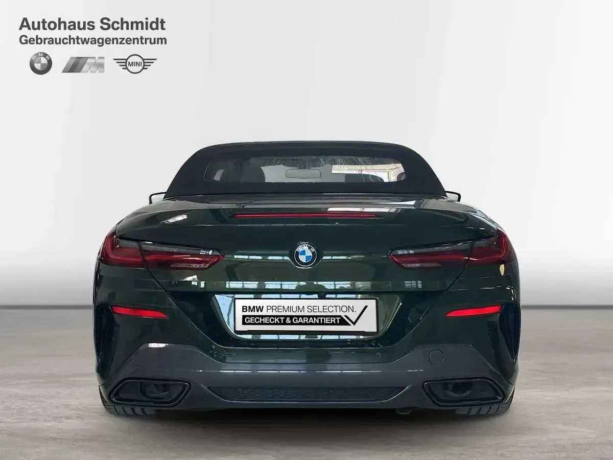 Gebraucht BMW 840 Cabriolet M Sport 333 PS (244 kW) 2023 Sanremo green Cabrio