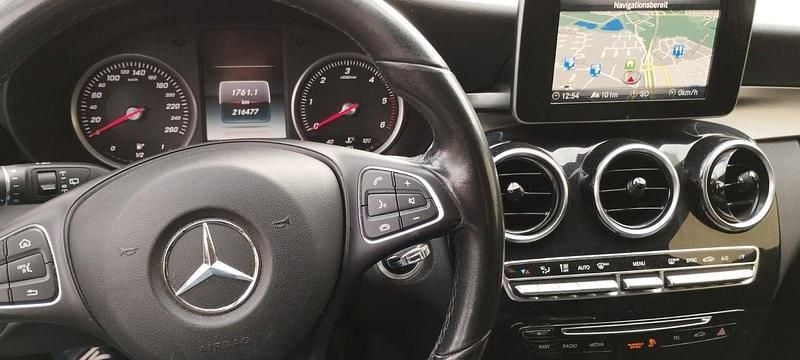 Gebraucht Mercedes C200 136 PS (100 kW) 2017 Schwarz Kombi