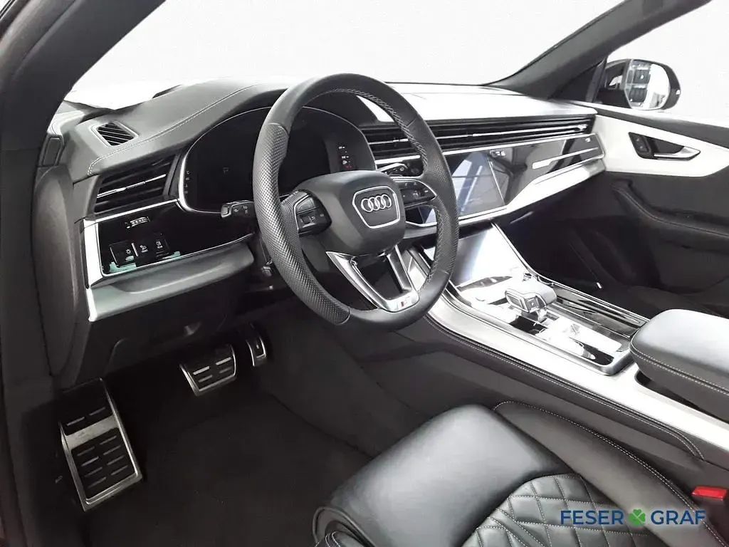Gebraucht Audi Q8 Ambiente 286 PS (210 kW) 2025 Mythosschwarz metallic SUV