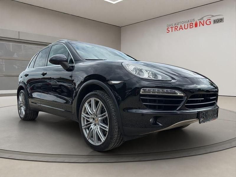 Schwarz Gebraucht 2012 Porsche Cayenne SUV | 16.999 € (Etwas zu teuer) - Bild 1/4