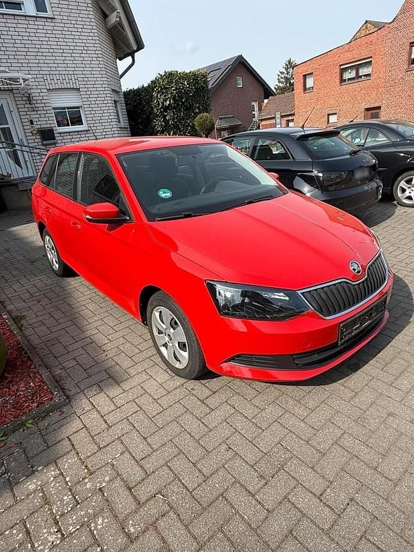Gebraucht Skoda Fabia 110 PS (80 kW) 2017 Rot Kombi