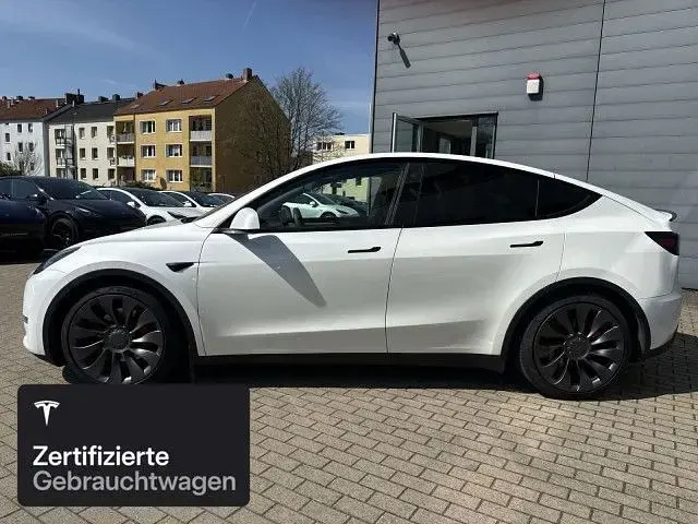 Usata Tesla Model Y Performance 392 kW (533 CV) 2023 Bianco SUV