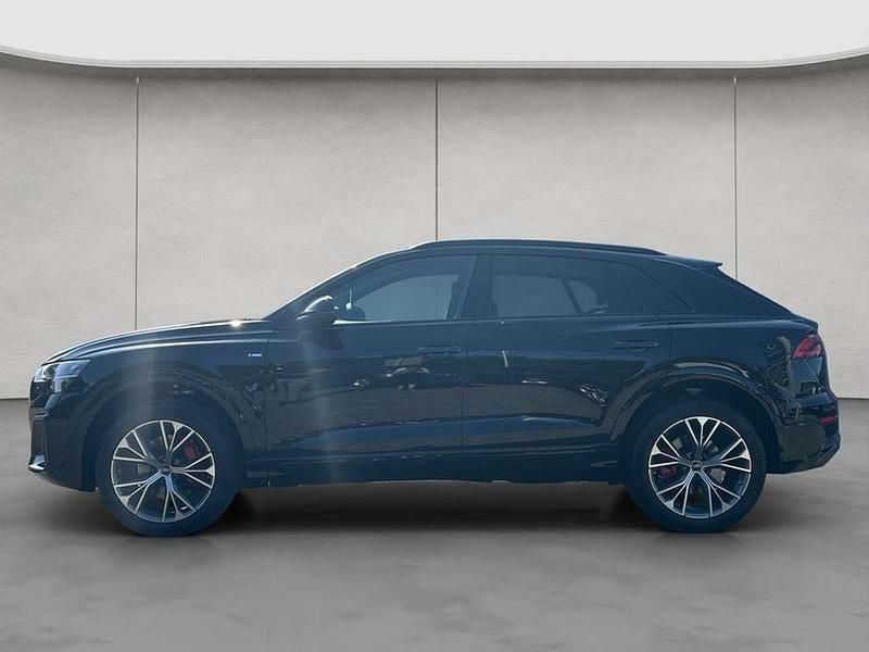 Neu Audi Q8 S-Line 286 PS (210 kW) 2025 Schwarz SUV