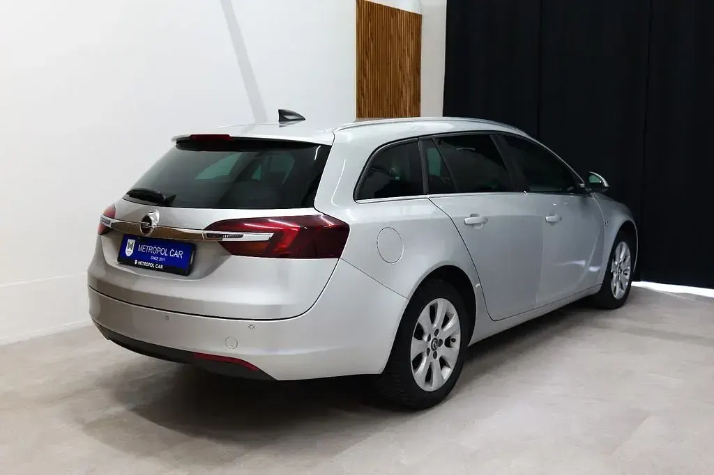 Gebraucht Opel Insignia Business 136 PS (100 kW) 2016 Silber Kombi