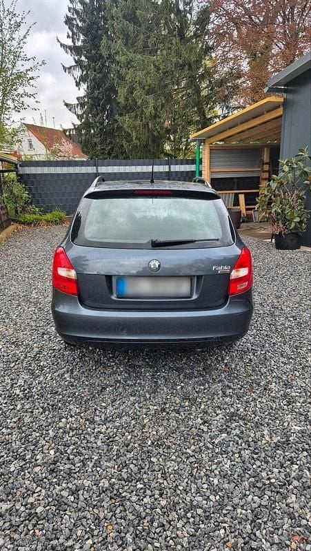 Gebraucht Skoda Fabia 69 PS (50 kW) 2010 Grau Kombi