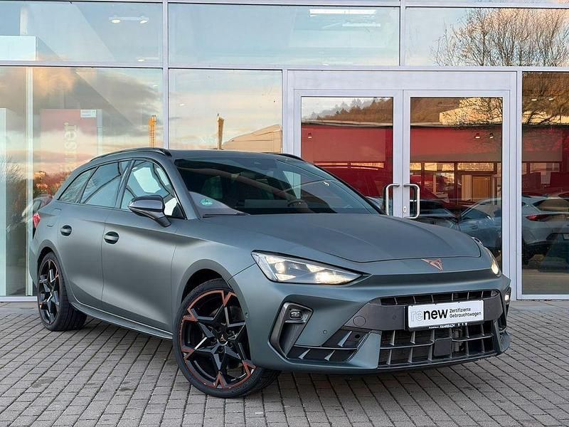 Grau Gebraucht 2024 Cupra Leon VZ Limousine | 35.500 € (Guter Preis) - Bild 1/4