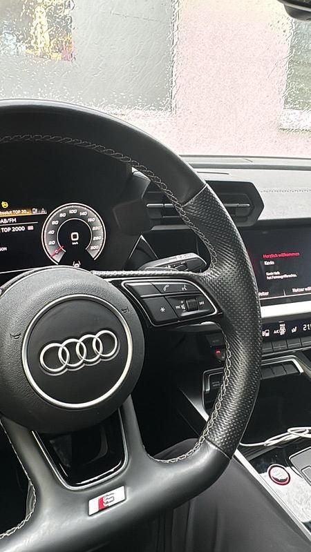 Gebraucht Audi S3 310 PS (228 kW) 2023 Schwarz Limousine