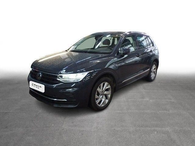 Gebraucht VW Tiguan Active 131 PS (96 kW) 2023 Uranograu SUV
