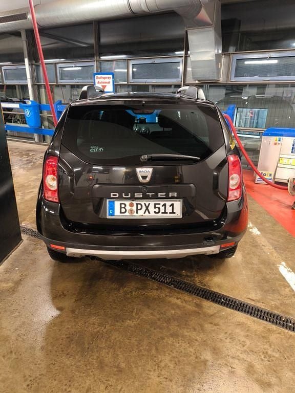 Gebraucht Dacia Duster Lauréate 105 PS (77 kW) 2011 Schwarz SUV
