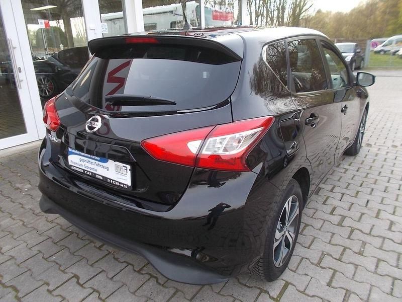 Gebraucht Nissan Pulsar Acenta 116 PS (85 kW) 2018 Schwarz Kleinwagen