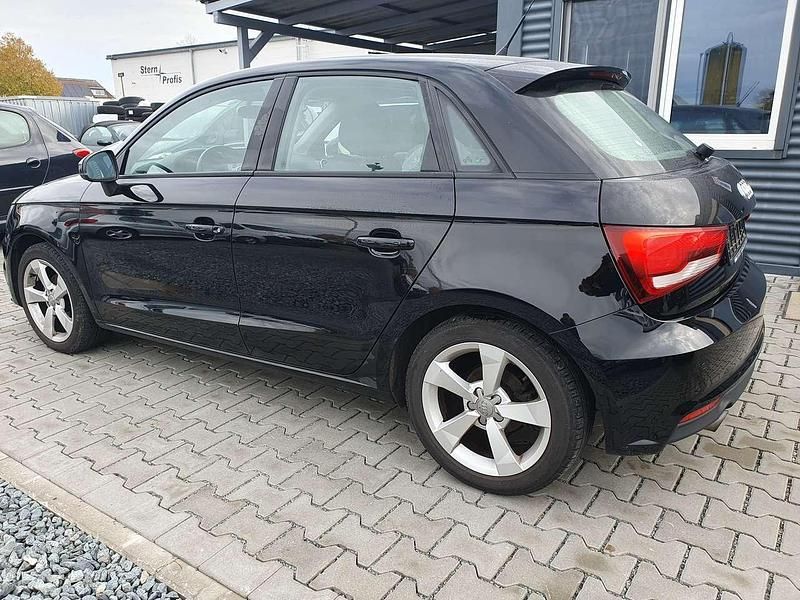 Gebraucht Audi A1 Sport 95 PS (69 kW) 2018 Brillantschwarz Kleinwagen