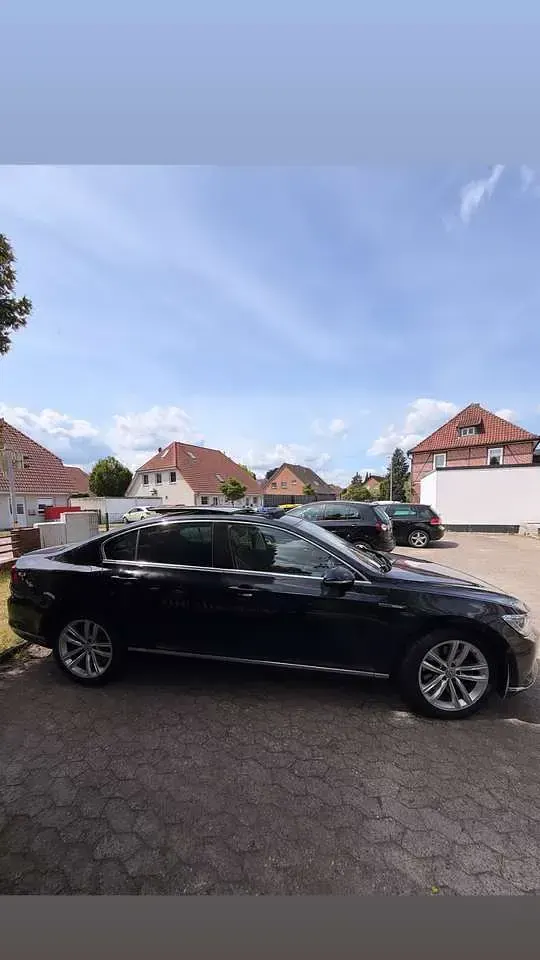Gebraucht VW Passat Highline 239 PS (175 kW) 2016 Limousine